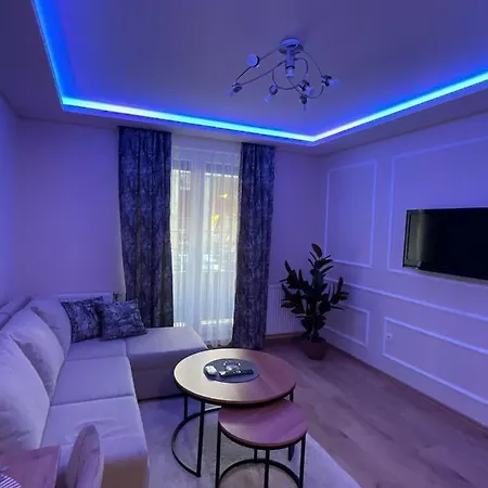 Apartment Arena 1 *